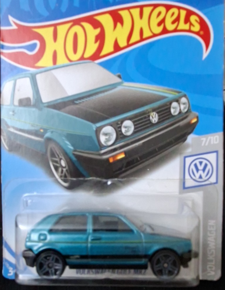 Volkswagen Golf MK2 (Teal)
