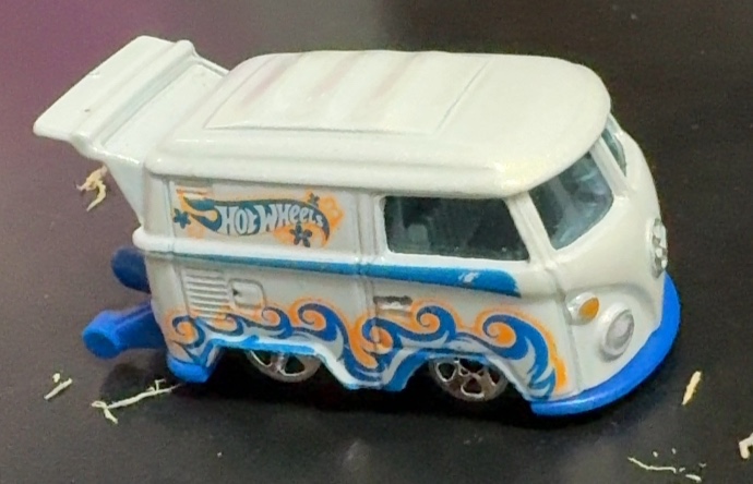Volkswagen Kool Kombi 2nd Color HW Hot Trucks