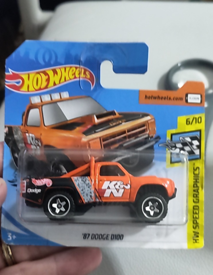 '87 Dodge D100