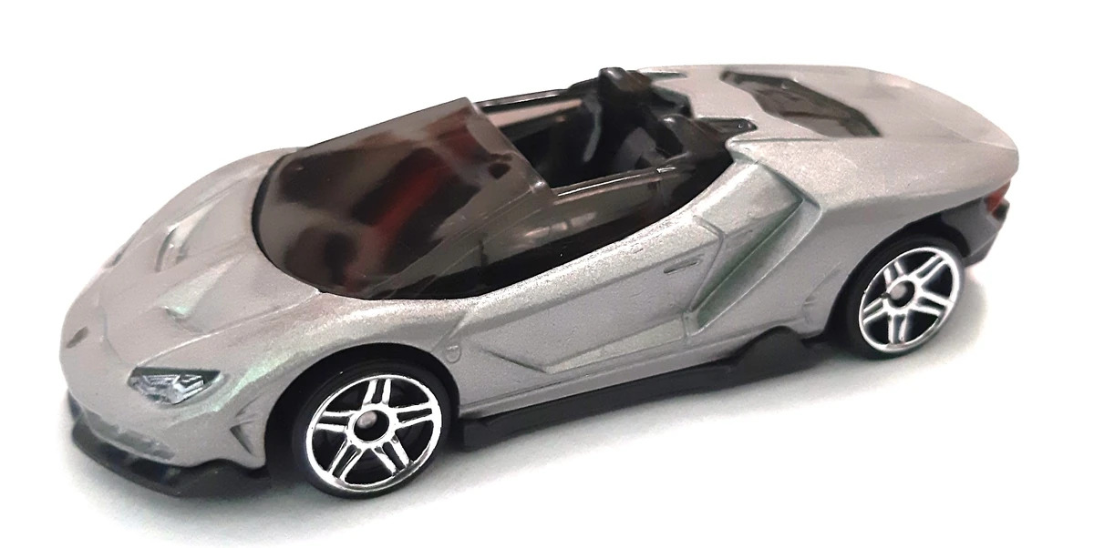 '16 Lamborghini Centenario Roadster