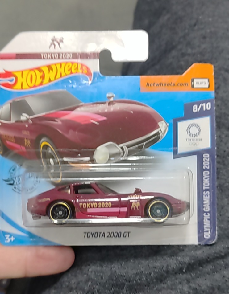 TOYOTA 2000 GT