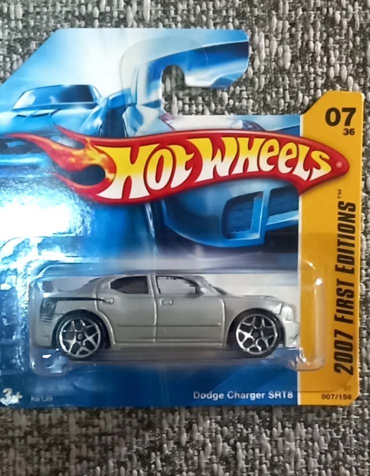 Dodge Charger SRT8