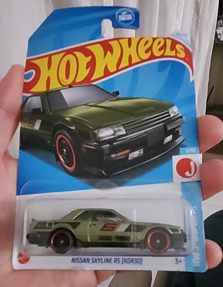 Nissan Skyline RS (KDR30) (Olive Green)
