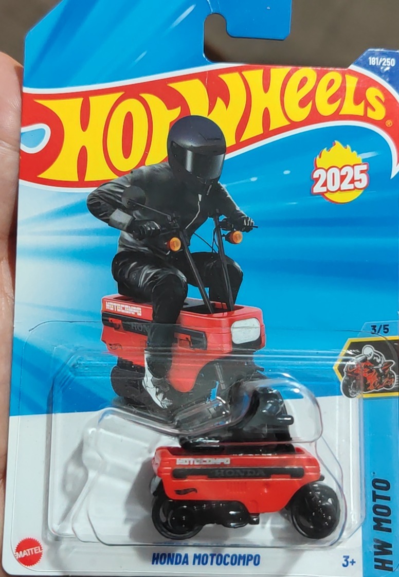 Honda Motocompo (Red)