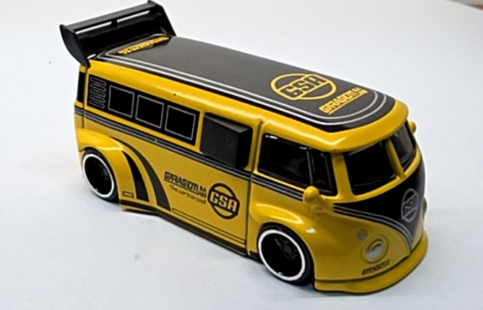 Surfin' School Bus (2nd Color)