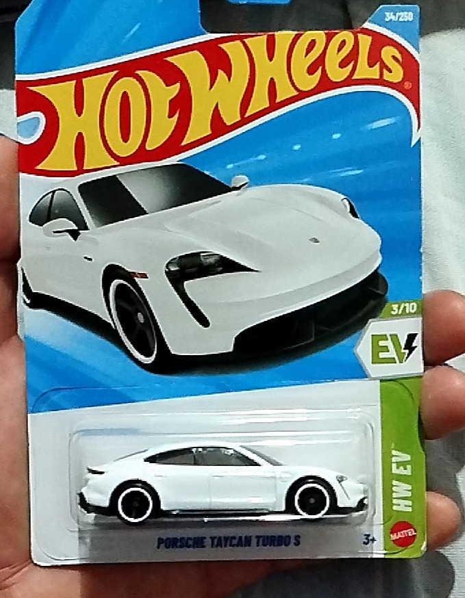 Porsche Taycan Turbo S