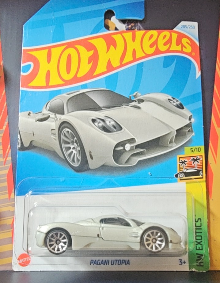Pagani Utopia