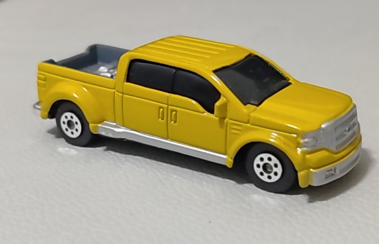 Ford Mighty F350 (maisto)