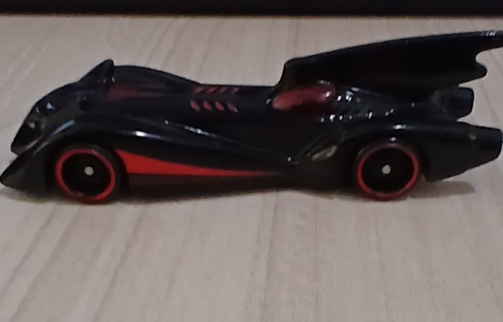 11795 Batmobile Batman