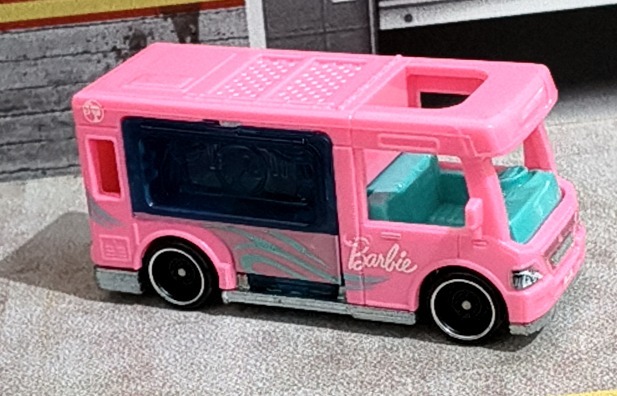 Barbie Dream Camper