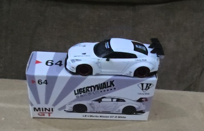 Nissan GT-R