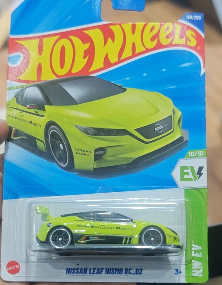 Nissan Leaf NISMO RC_02