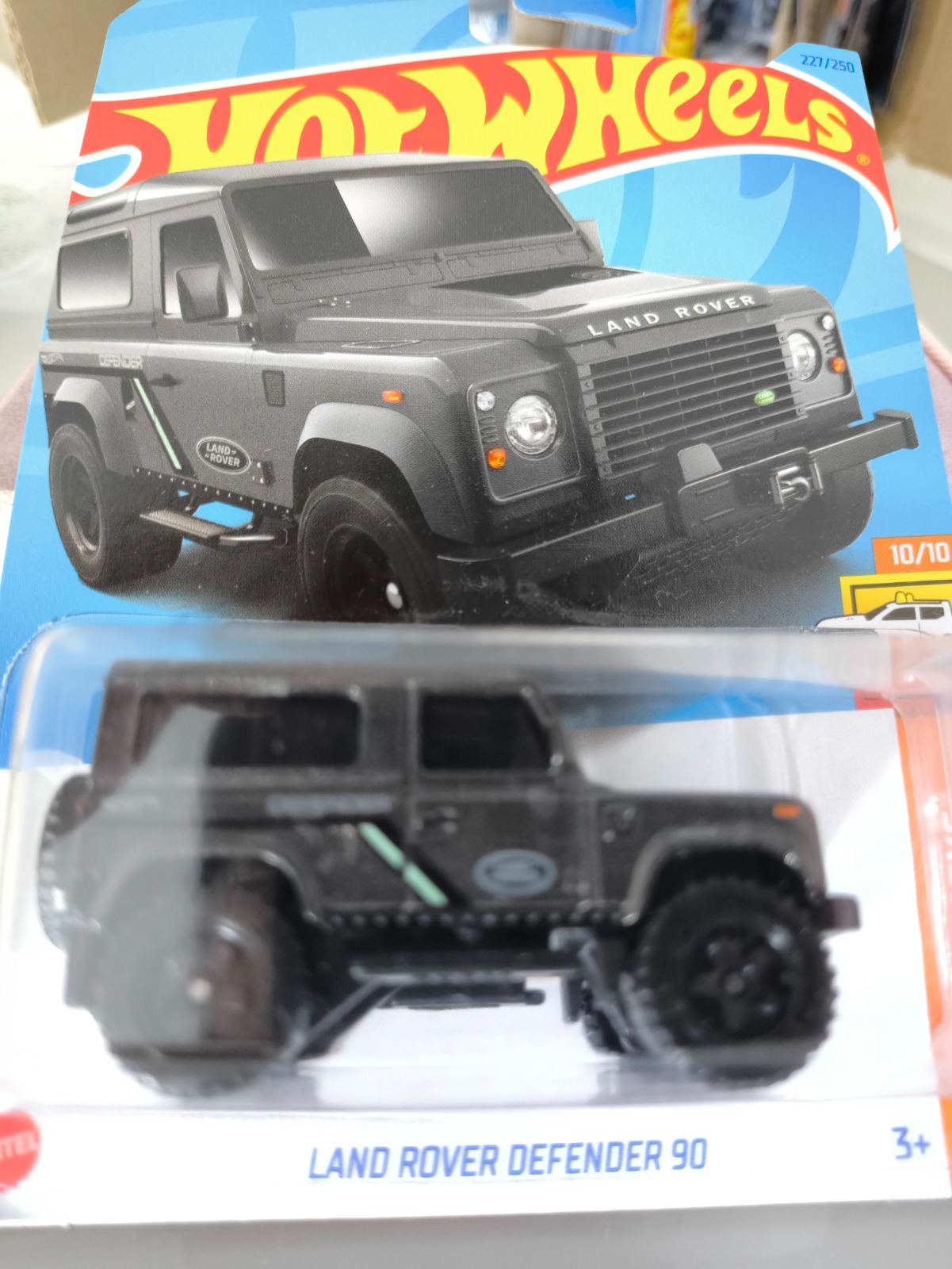 Land Rover Defender 90