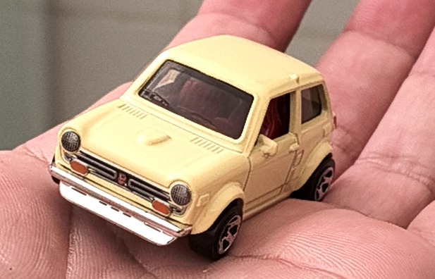 Custom '70 Honda N600