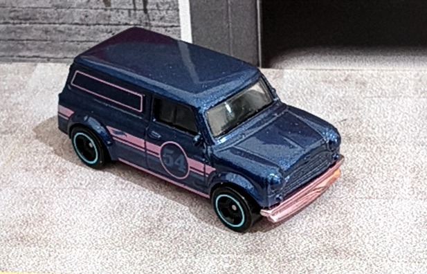 '67 Austin Mini Van