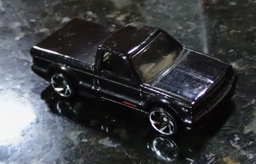 83 Chevy Silverado (2nd Color) HW Racing Walmart Exclusive