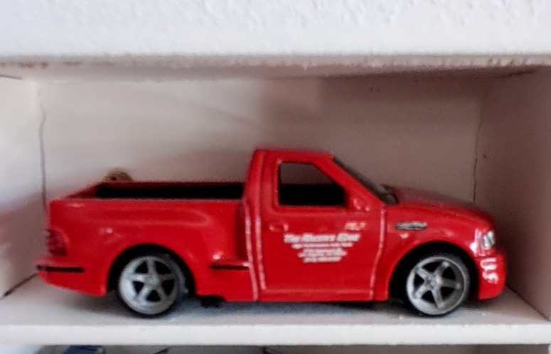 '99 Ford F-150 SVT Lightning