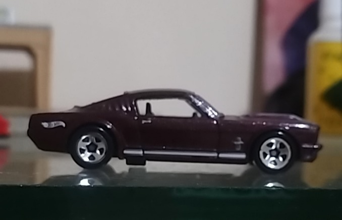 '68 Mustang (Black)