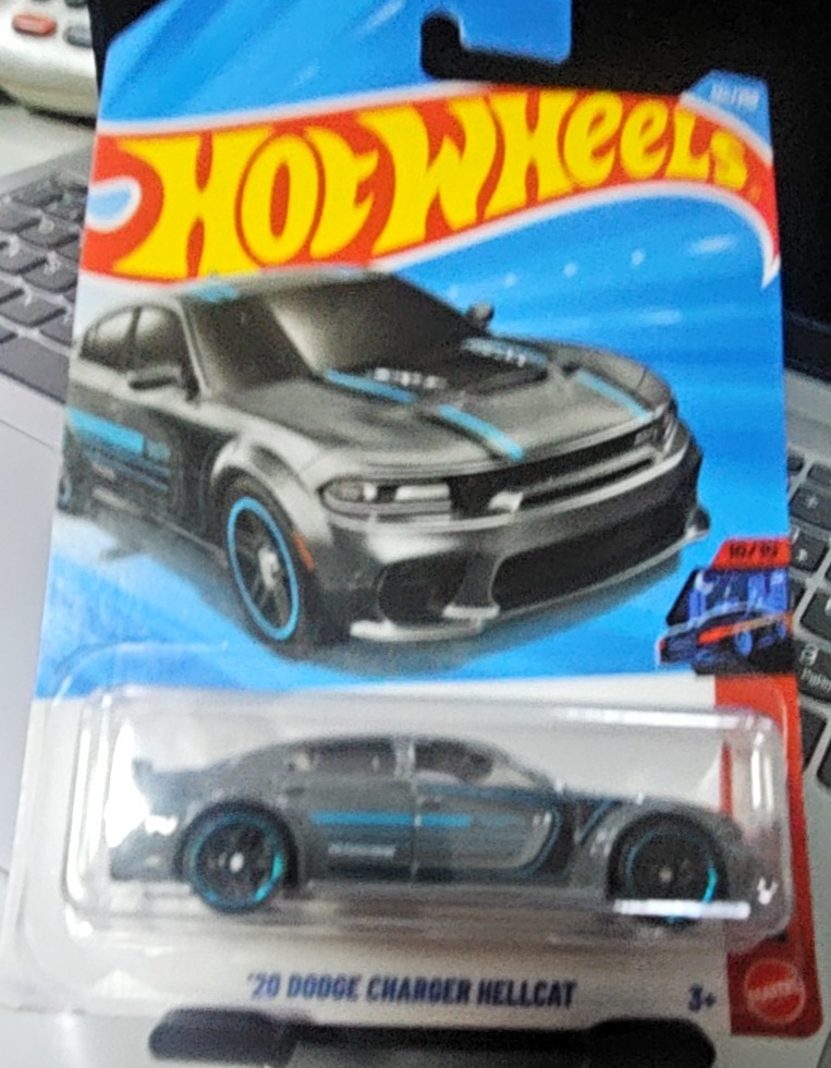 '20 Dodge Charger Hellcat