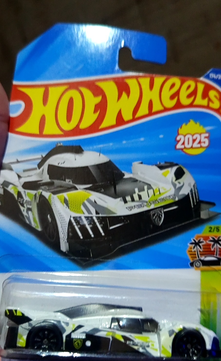 Peugeot 9X8 Hypercar