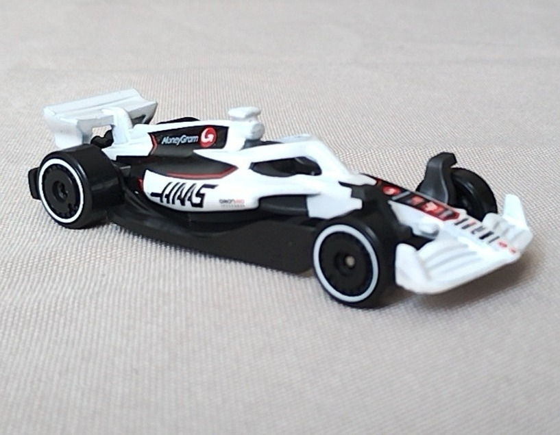 Formula 1 Collection (Haas) White