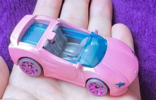 Barbie Extra (Silver)
