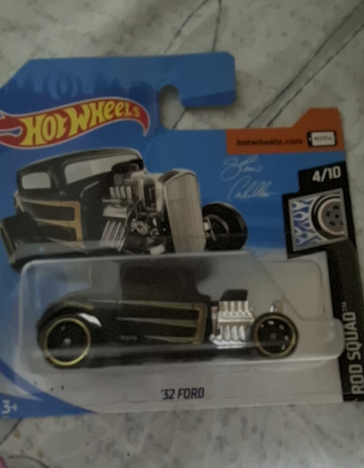 '32 Ford (Black)