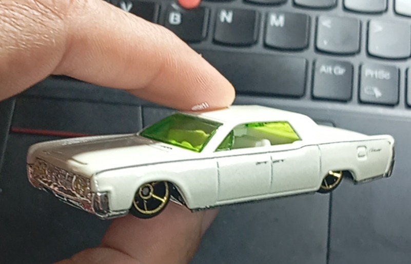 Layin' Lowrider Experimotors 10448
