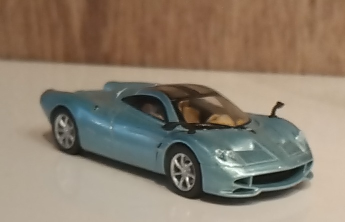 Pagani Huayra Codalunga