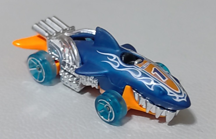 Sharkruiser (2nd Color) Surf Patrol