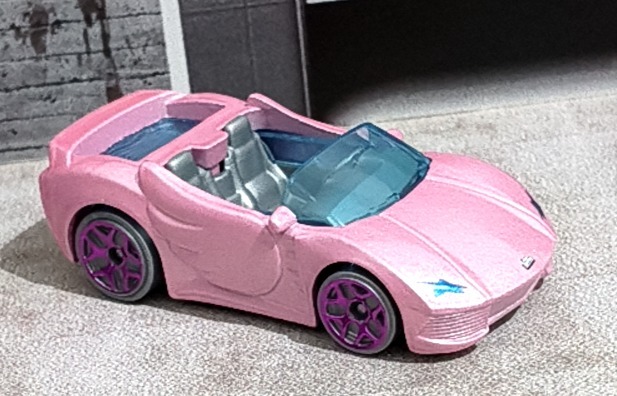 Barbie Extra (Silver)