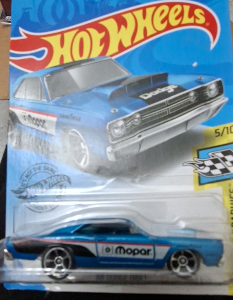 '68 Dodge Dart (Blue)