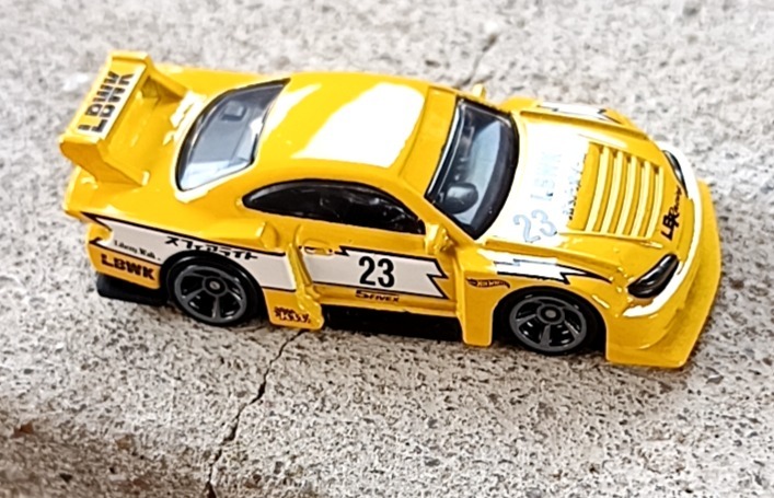 LB Super Silhouette Nissan Silvia (S15) (White)