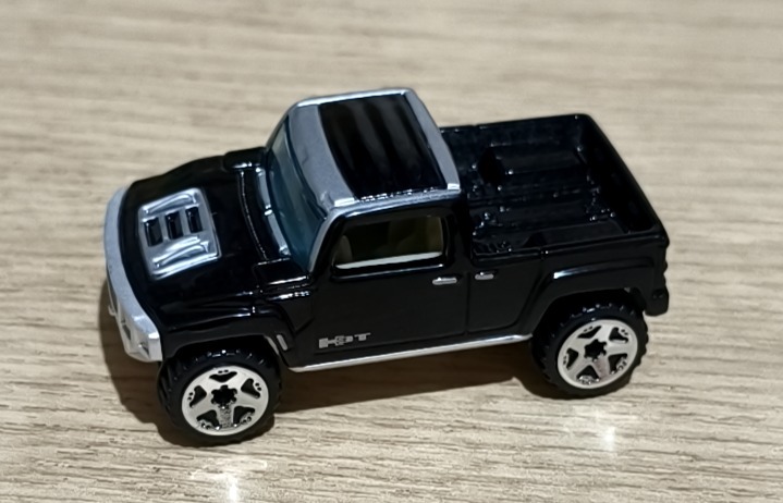 Hummer H3T
