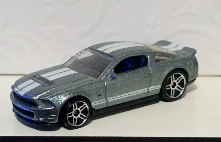 '10 Ford Shelby GT500