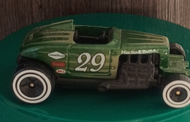 Max Steel 3rd Color HW Roadsters