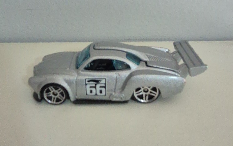 Volkswagen Karmann Ghia