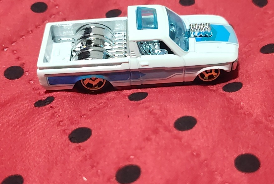 Custom '72 Chevy LUV