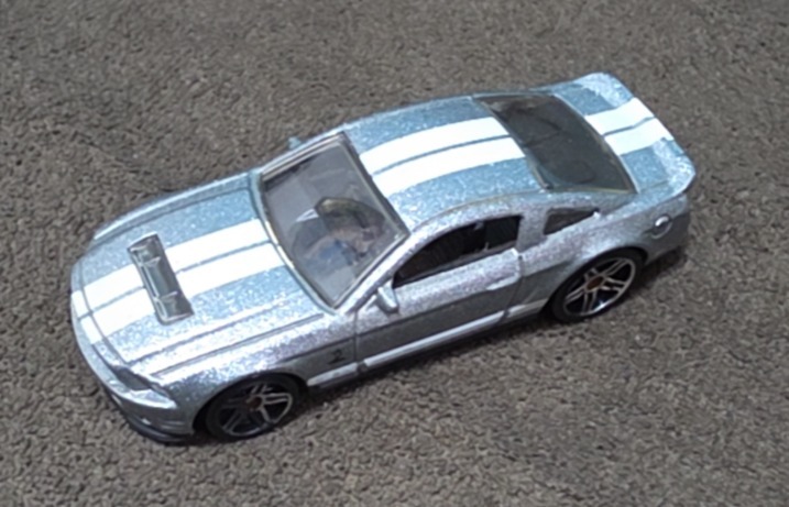 10 Ford Shelby GT500