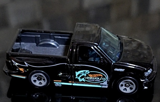 '99 Ford F-150 SVT Lightning