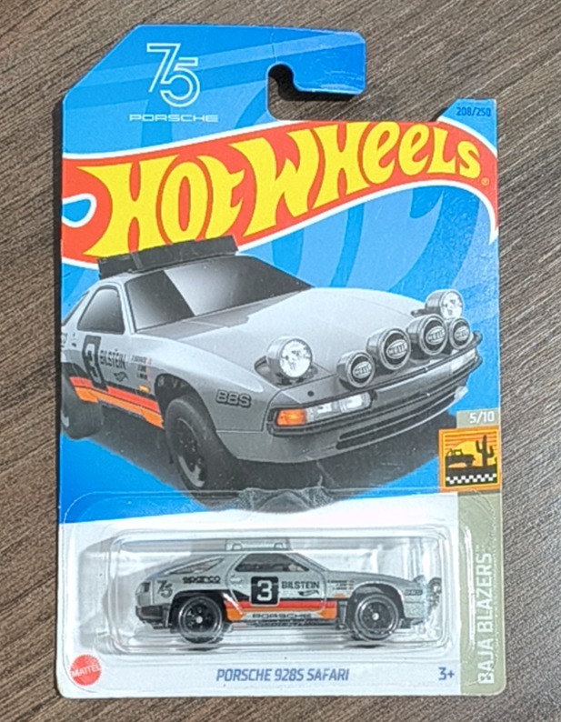 Porsche 928S Safari