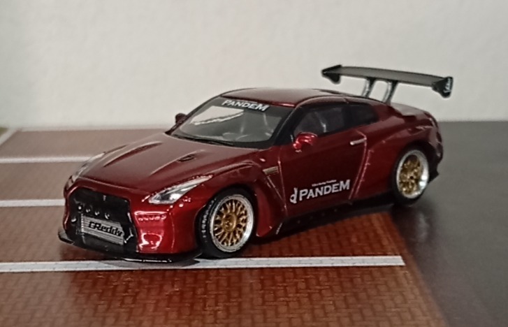 Pandem Nissan GT-R (R35) Lava Red
