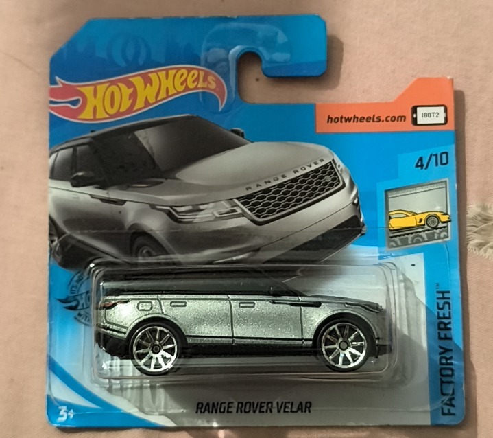 Range Rover Velar (Silver)
