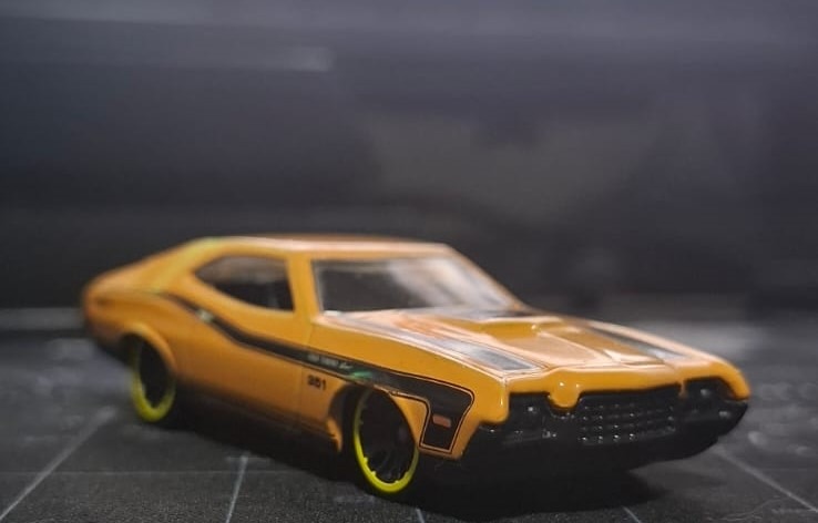 '72 Ford Gran Torino Sport