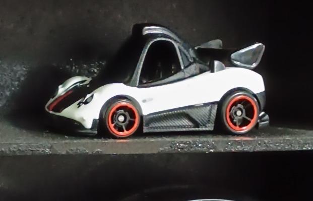 Pagani Zonda Cinque (White)