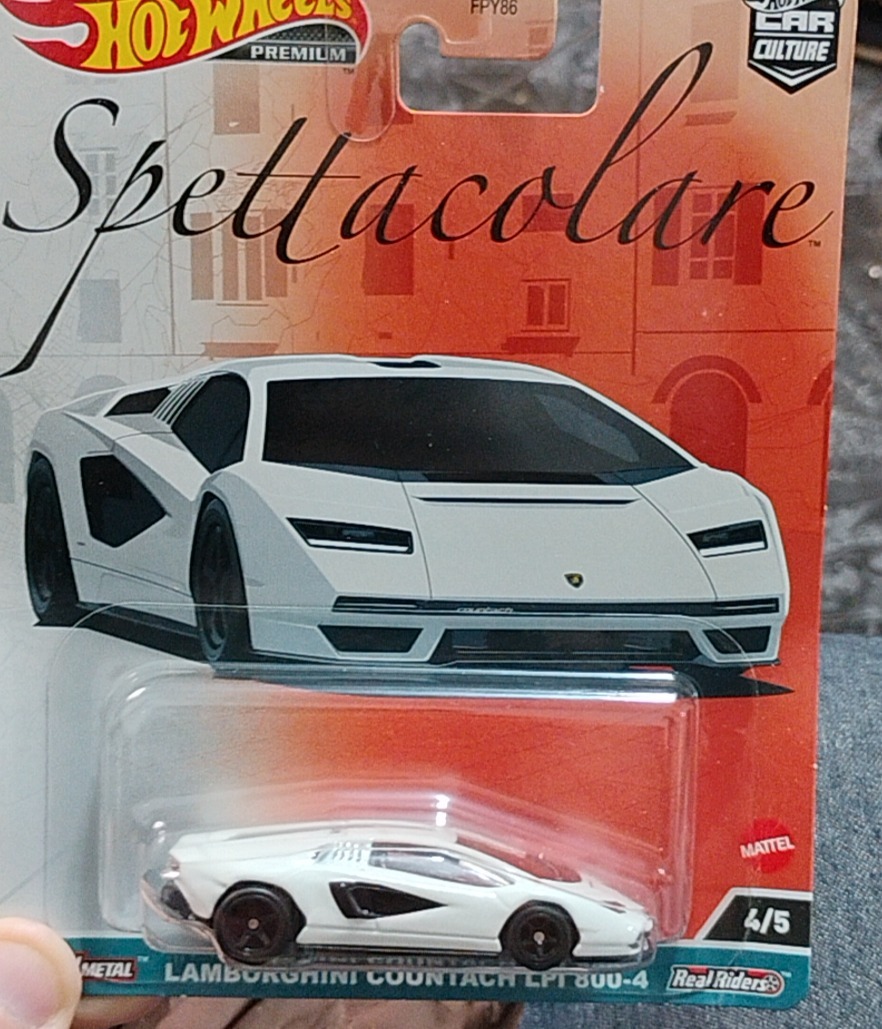 Lamborghini Countach LPI 800-4