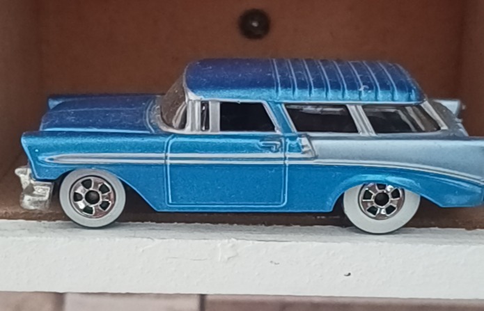 Custom 62 Chevy Super Treasure Hunt