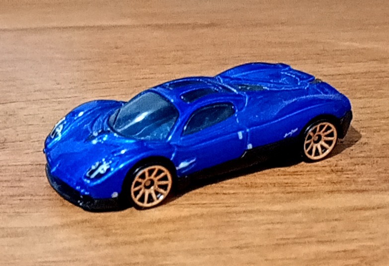 Pagani Utopia