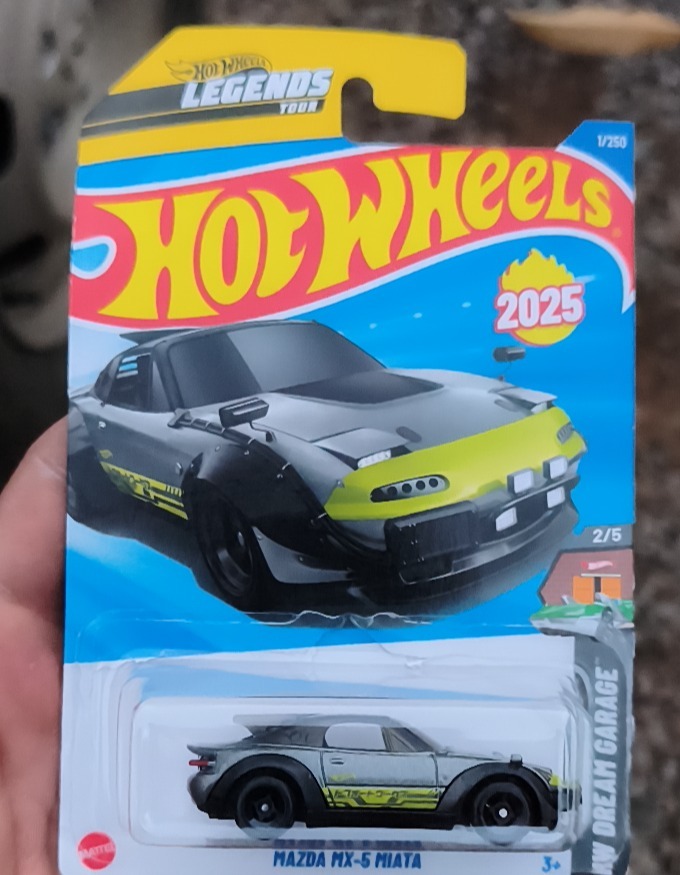 Mazda MX-5 Miata