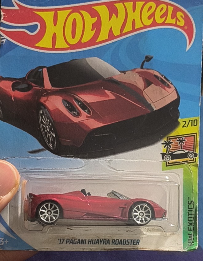 '17 Pagani Huayra Roadster
